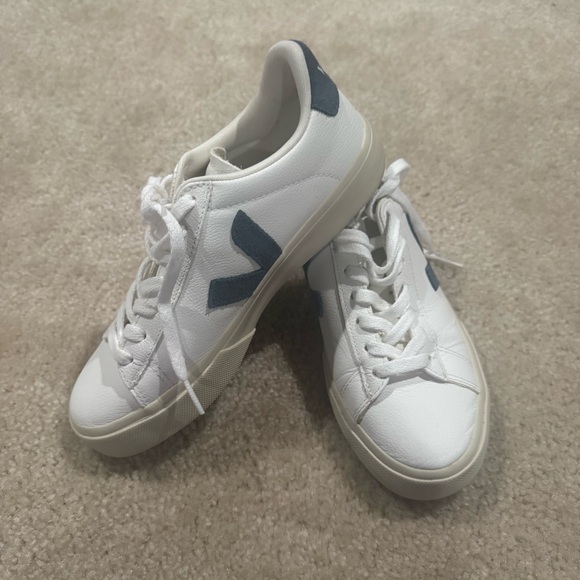 Shoes - Veja Campo Sneaker (Women)